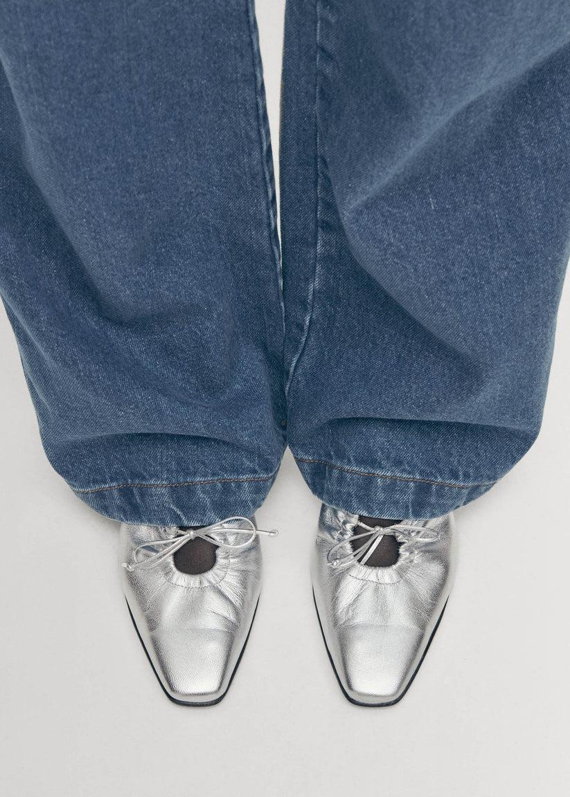 Alohas Amar Mules De Cuero Plateado