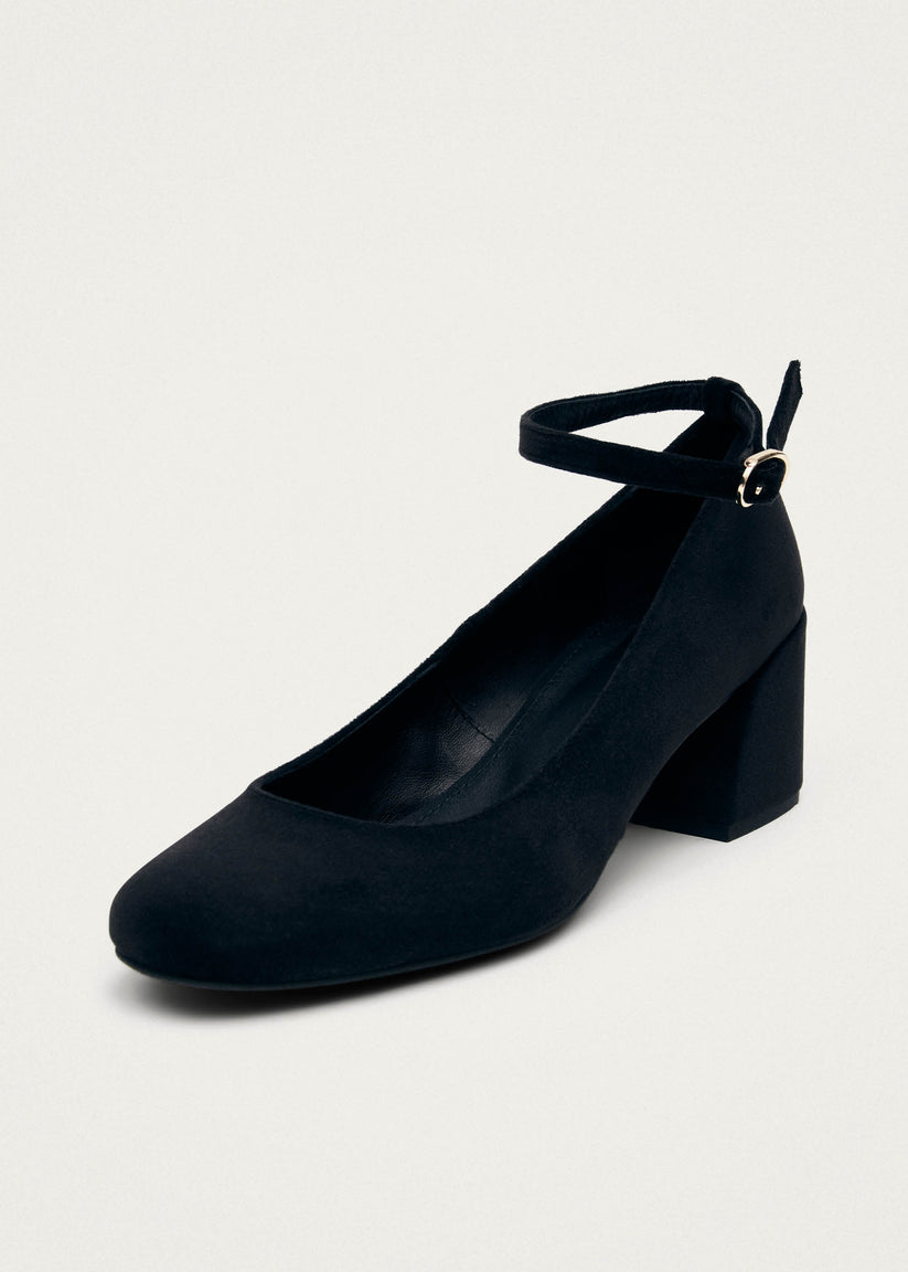 Alohas Antoine Velvet Black Pumps