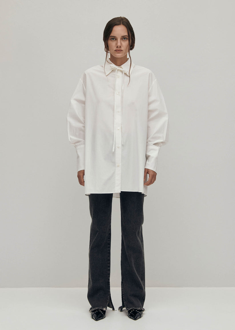 Alohas Sempe Camisa blanca de algodón con lazo al cuello