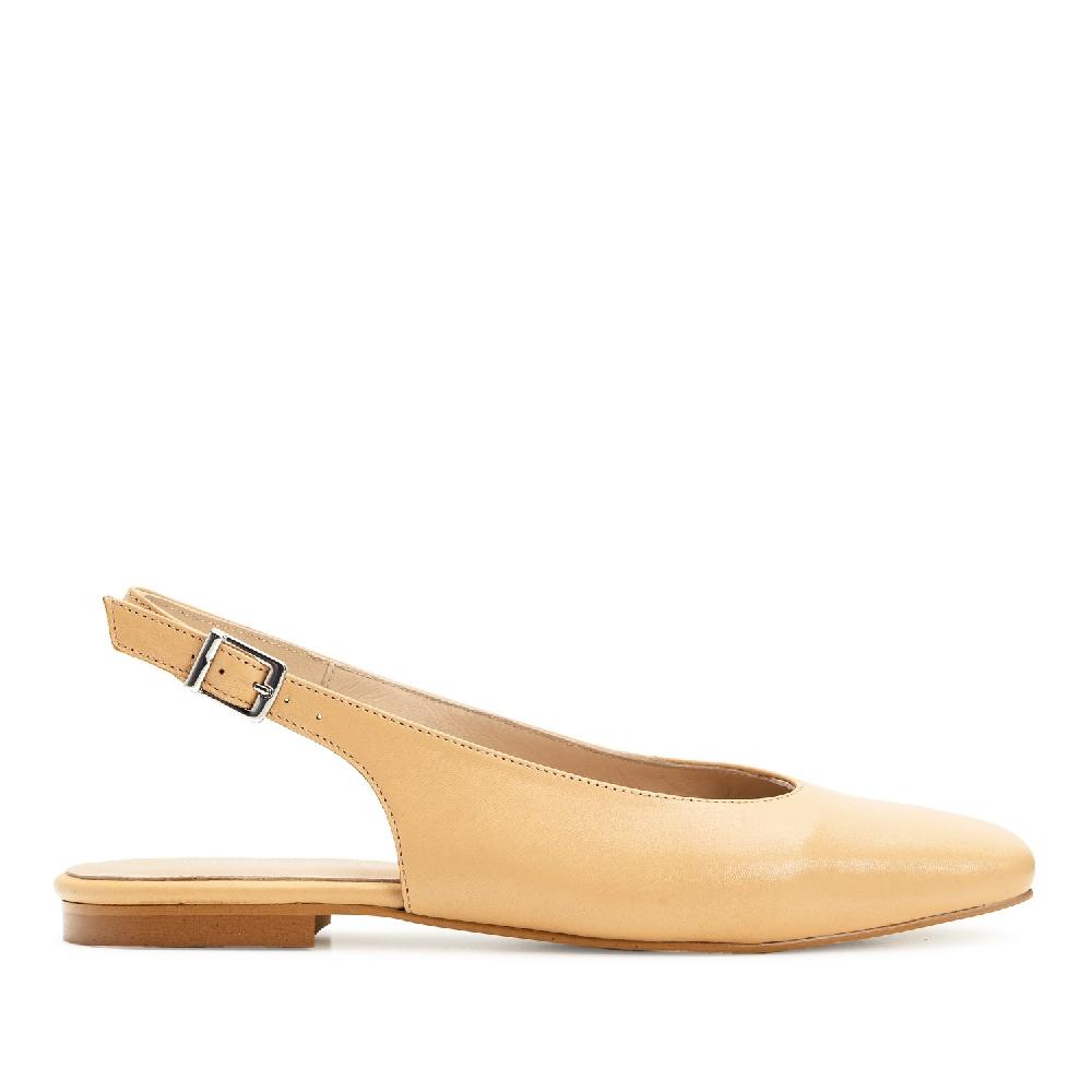 Andres Machado Bailarina Destalonada En Piel Beige