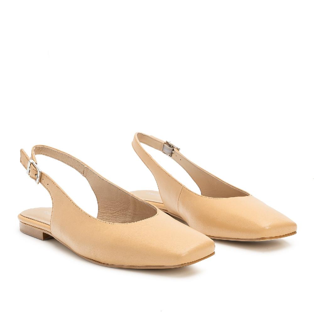 Andres machado Bailarina destalonada en piel beige