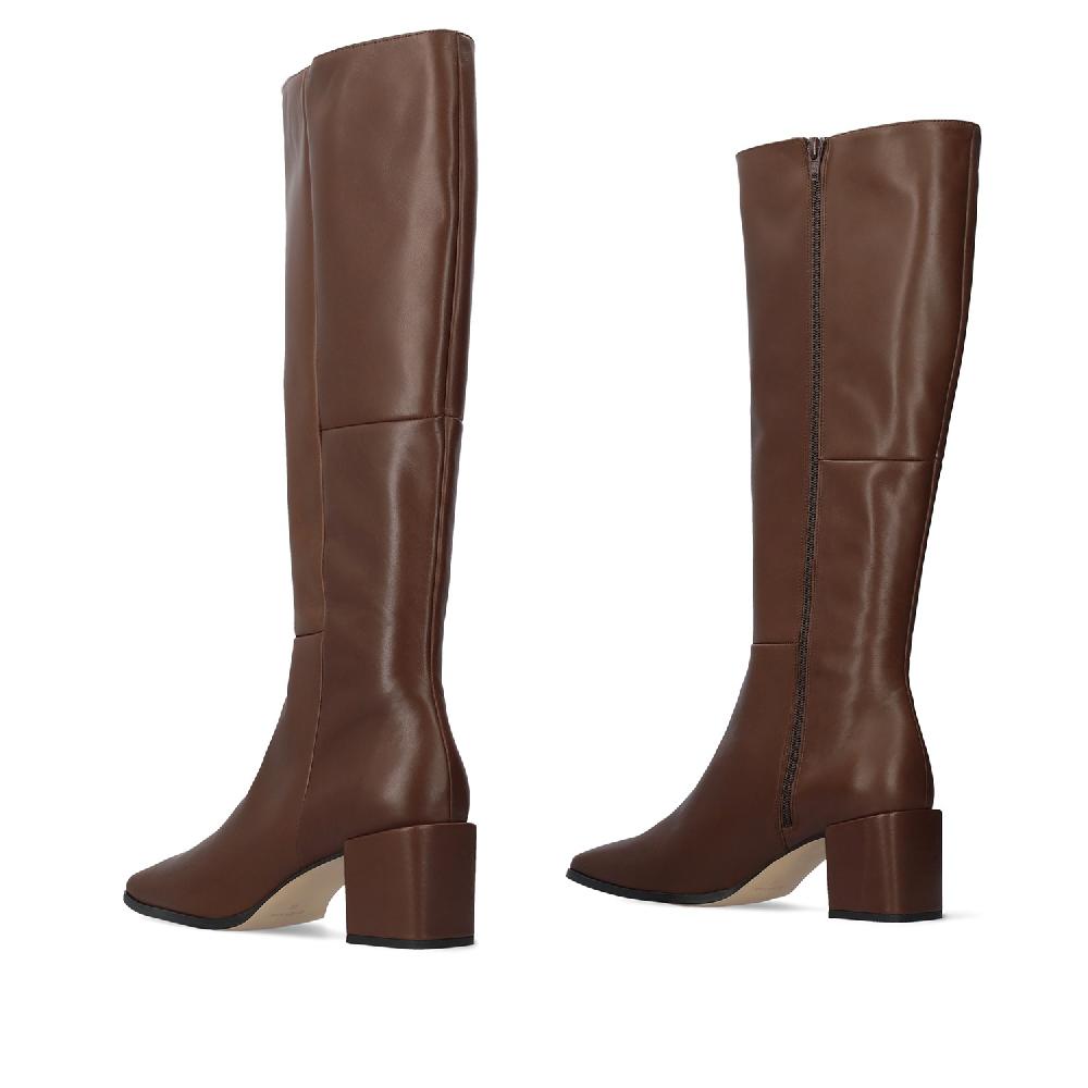 Andres Machado Bota Alta En Piel De Color Marrón