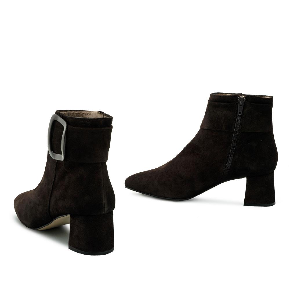 Andres Machado Botín Serraje Marrón