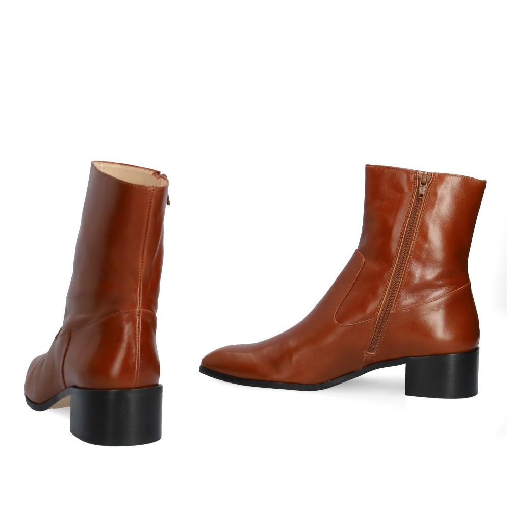 Andres Machado Botín Tacón En Piel Cuero