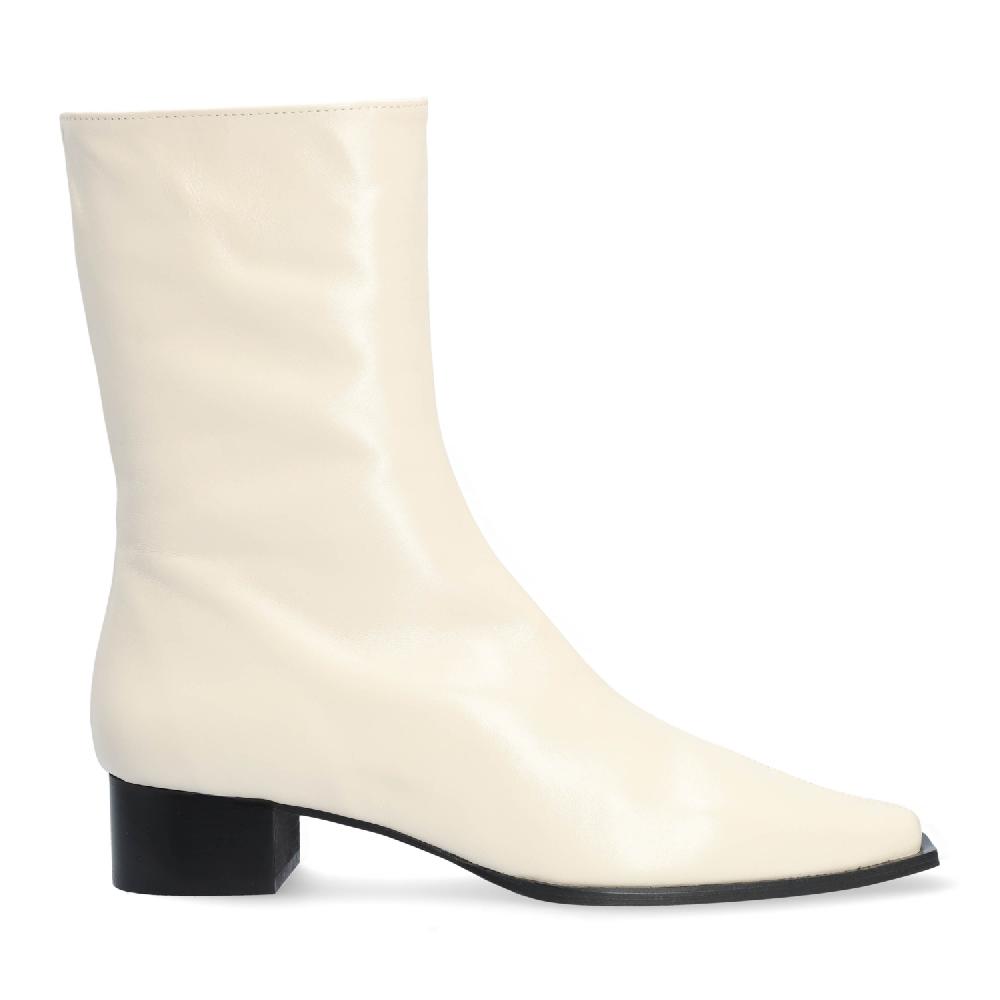 Andres Machado Botín Tacón En Piel De Color Hielo