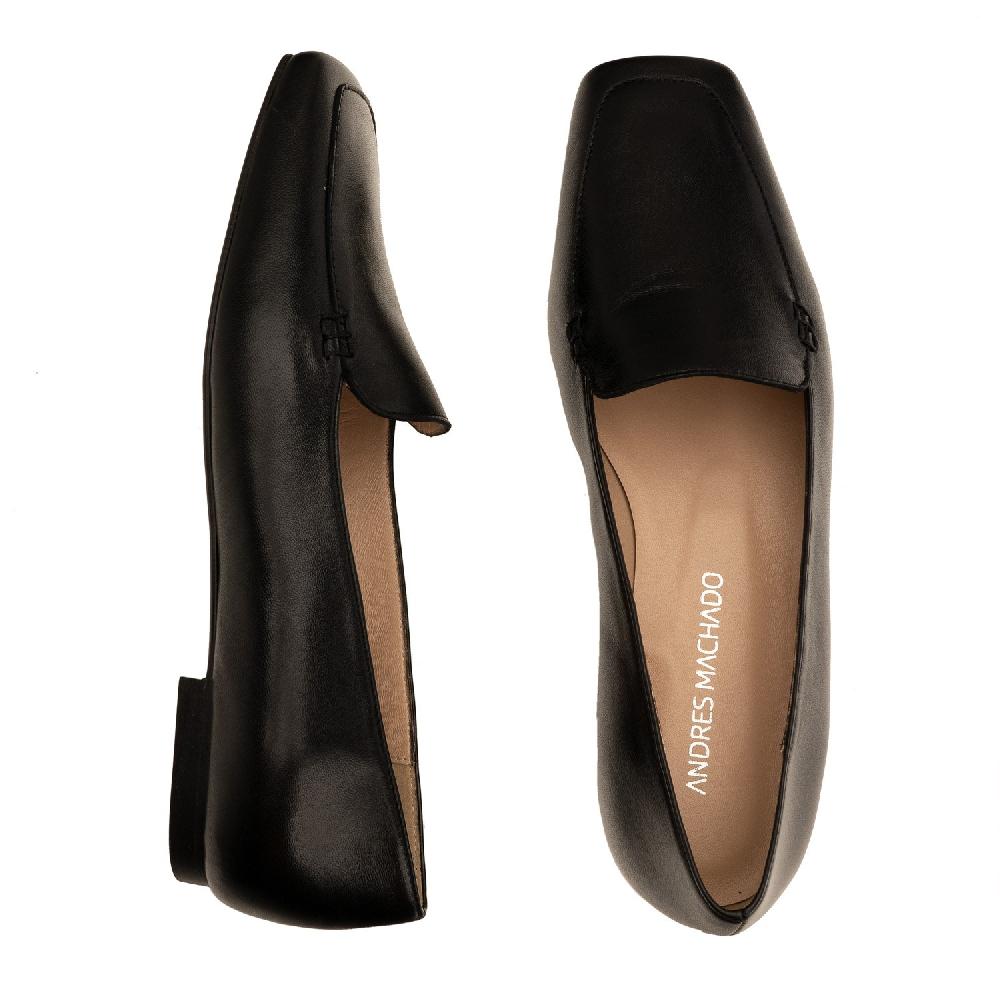 Andres Machado Mocasín En Piel De Color Negro