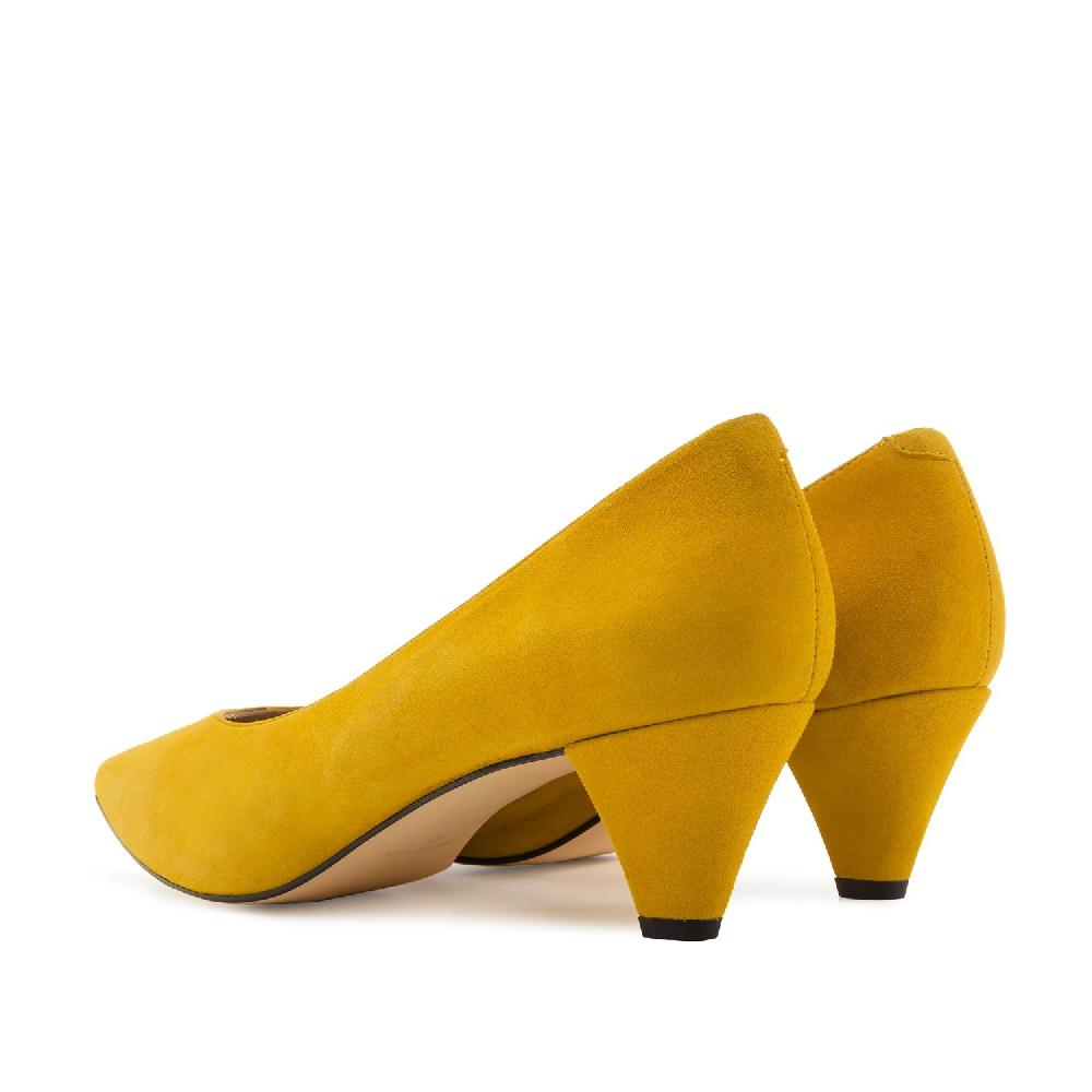 Andres Machado Salón Ante Mostaza Punta Fina