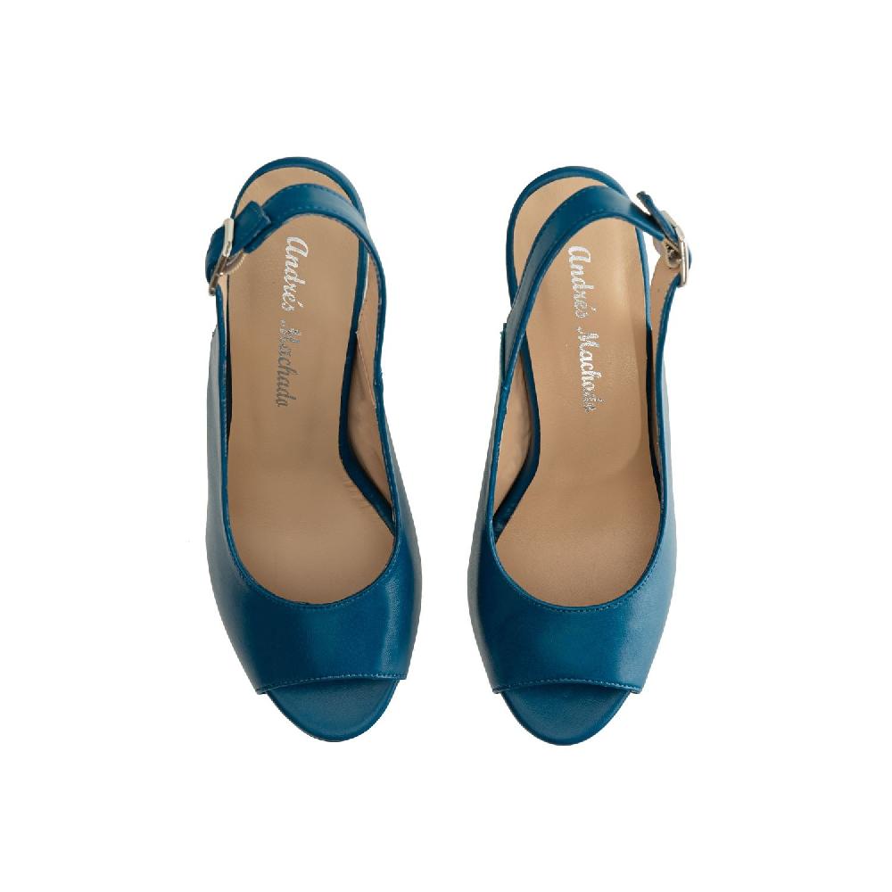 Andres Machado Salón Destalonado En Piel Azul