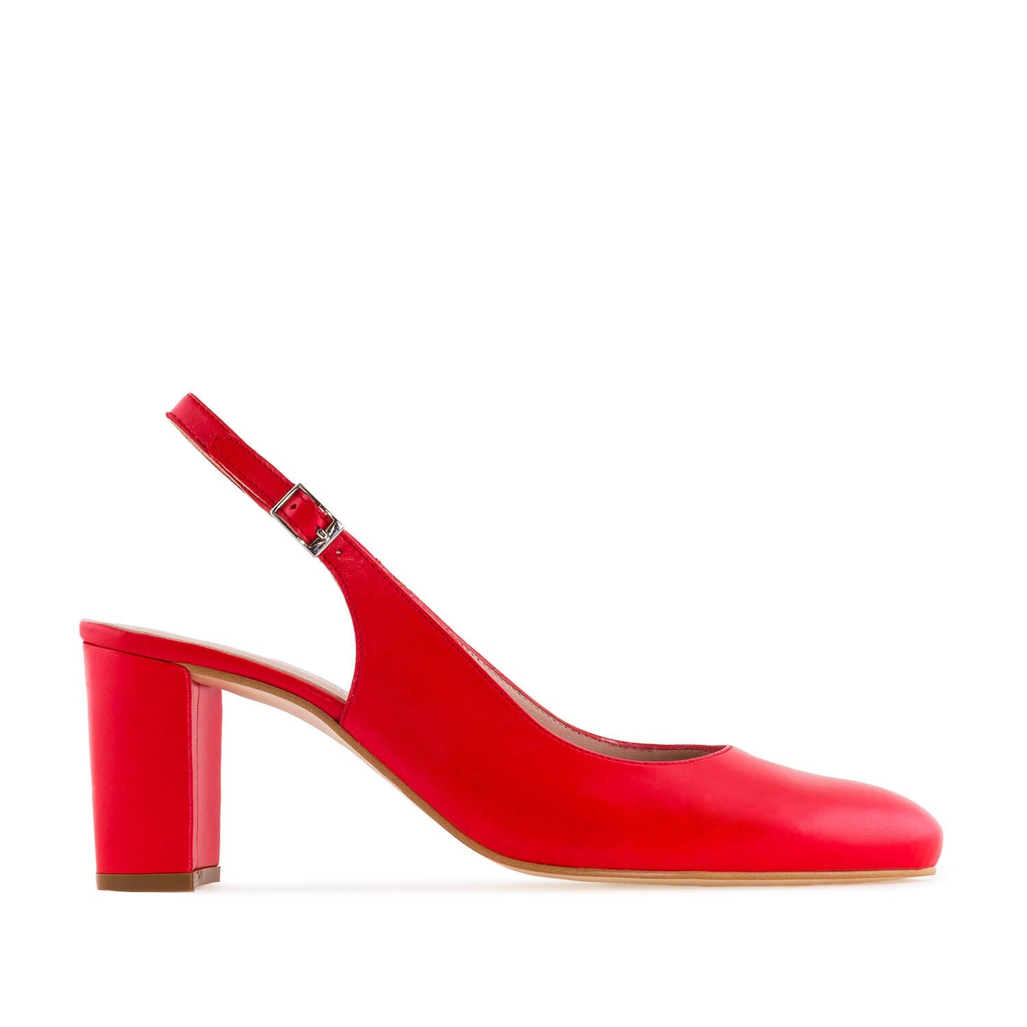 Andres Machado Salon Destalonado En Piel Napa Rojo