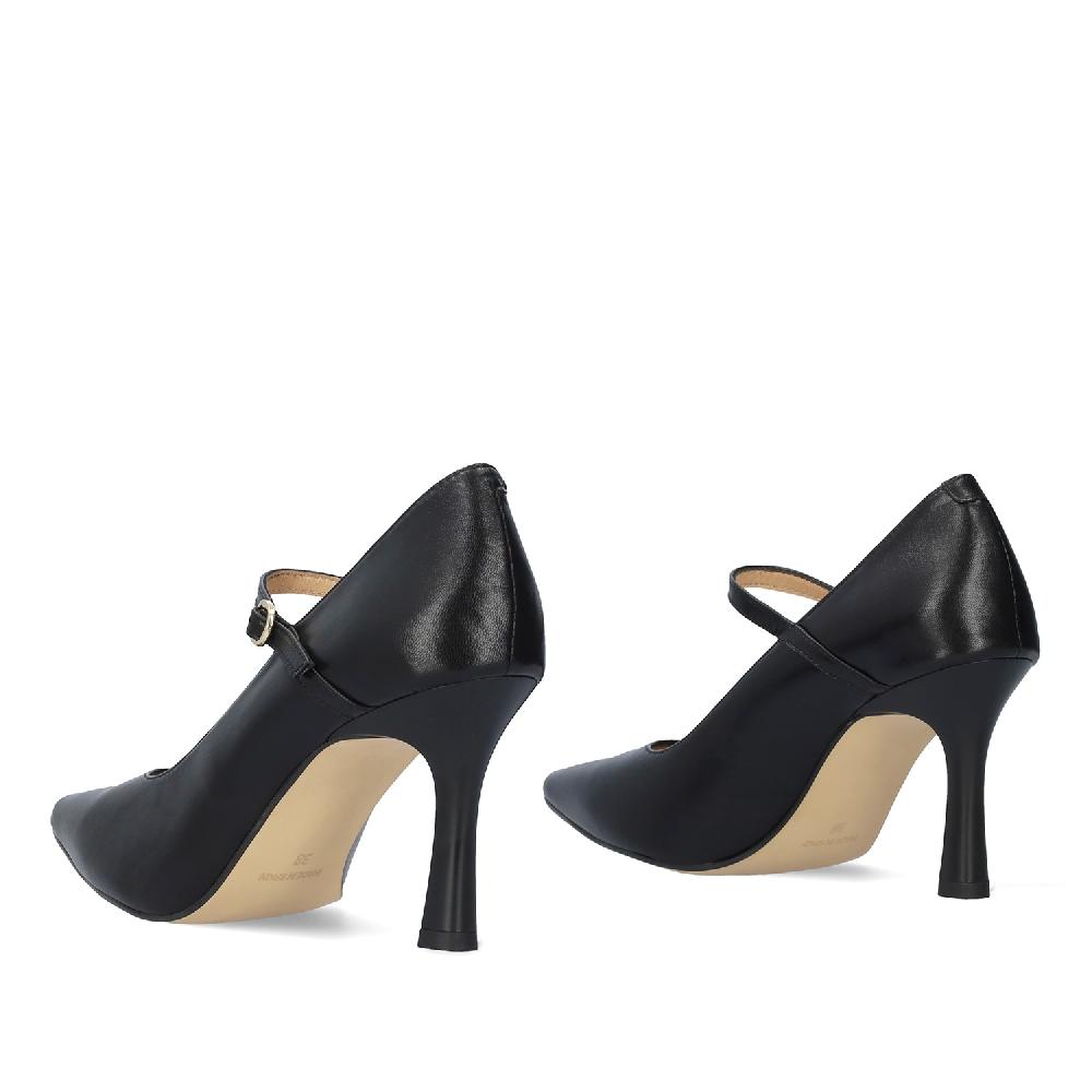 Andres Machado Salón En Piel De Color Negro