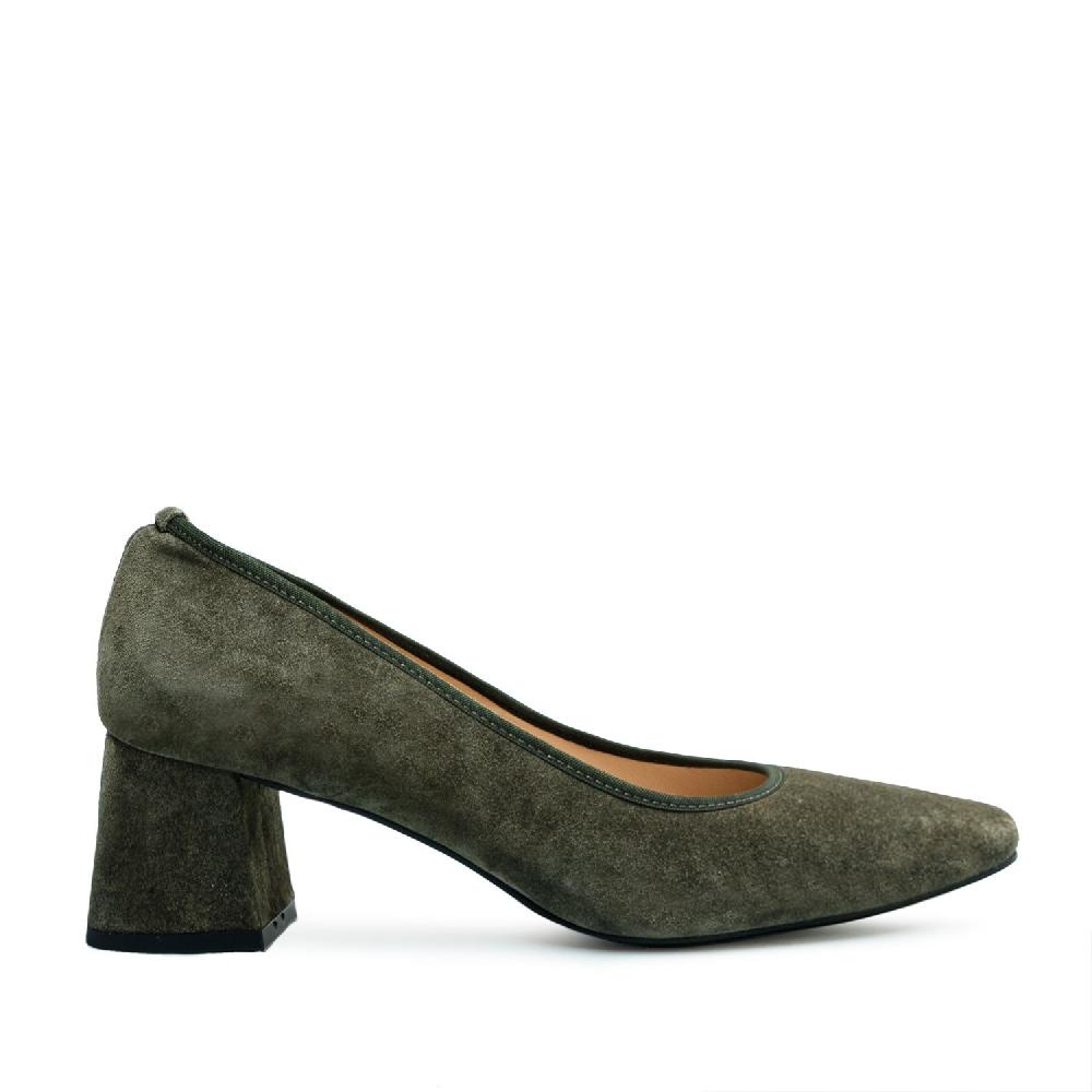 Andres Machado Salón En Serraje Kaki