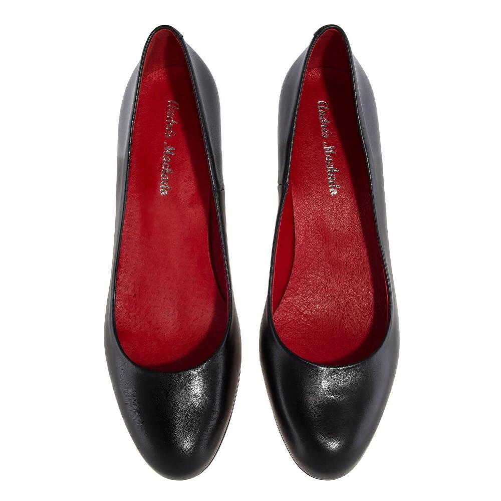 Andres Machado Salón Piel Negro