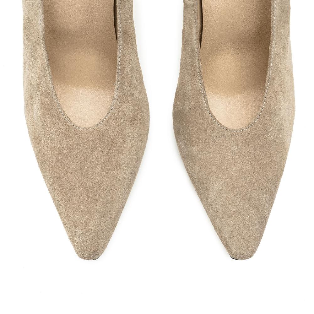 Andres Machado Salón Serraje Tierra