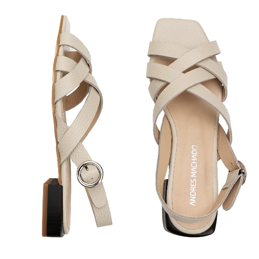 Andres Machado Sandalia Destalonada En Piel Beige