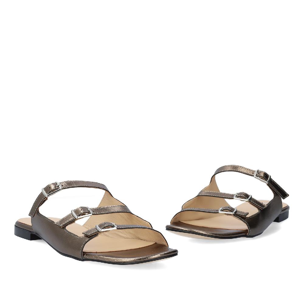 Andres Machado Sandalia Plana En Piel Bronce