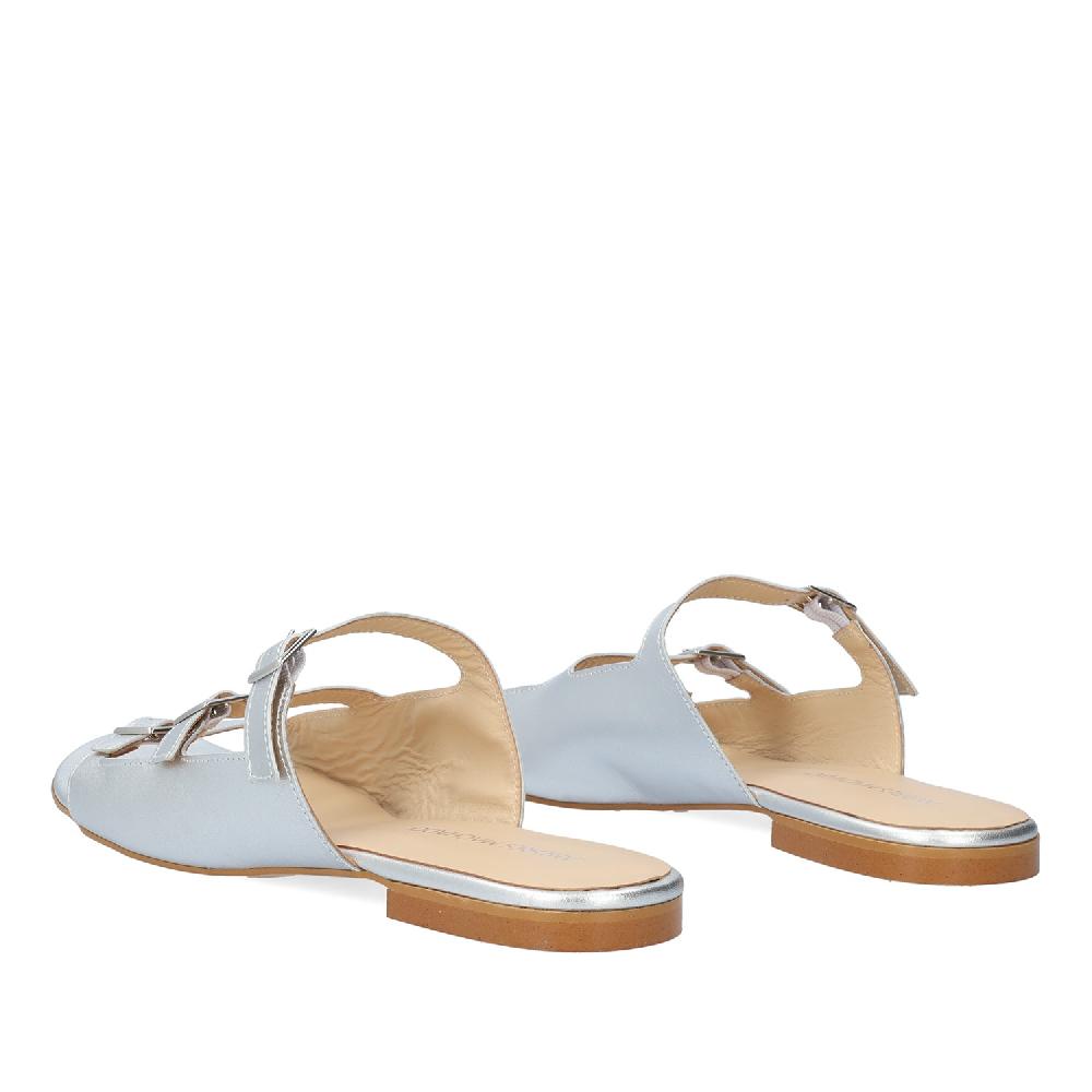 Andres Machado Sandalia Plana En Piel Plata