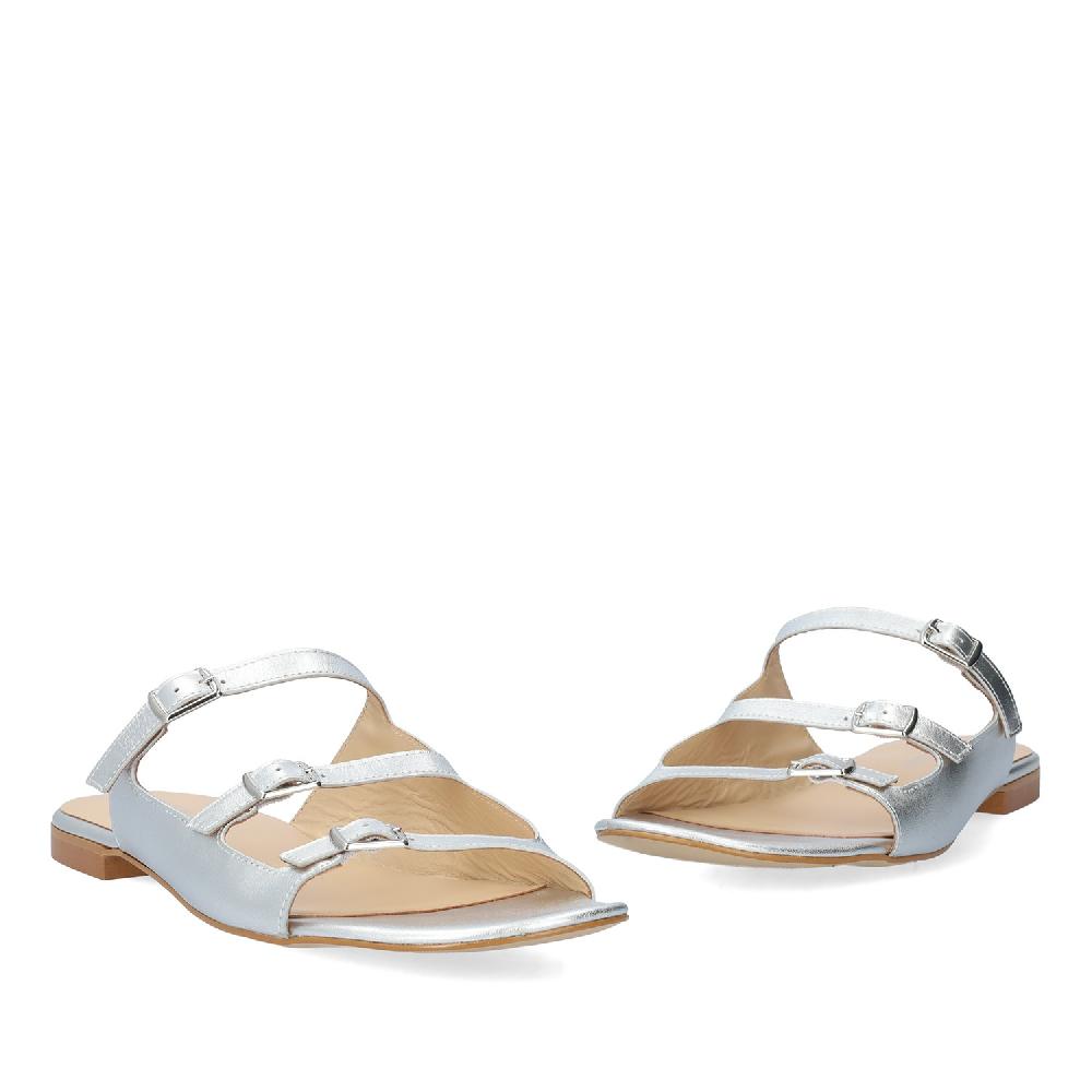 Andres Machado Sandalia Plana En Piel Plata