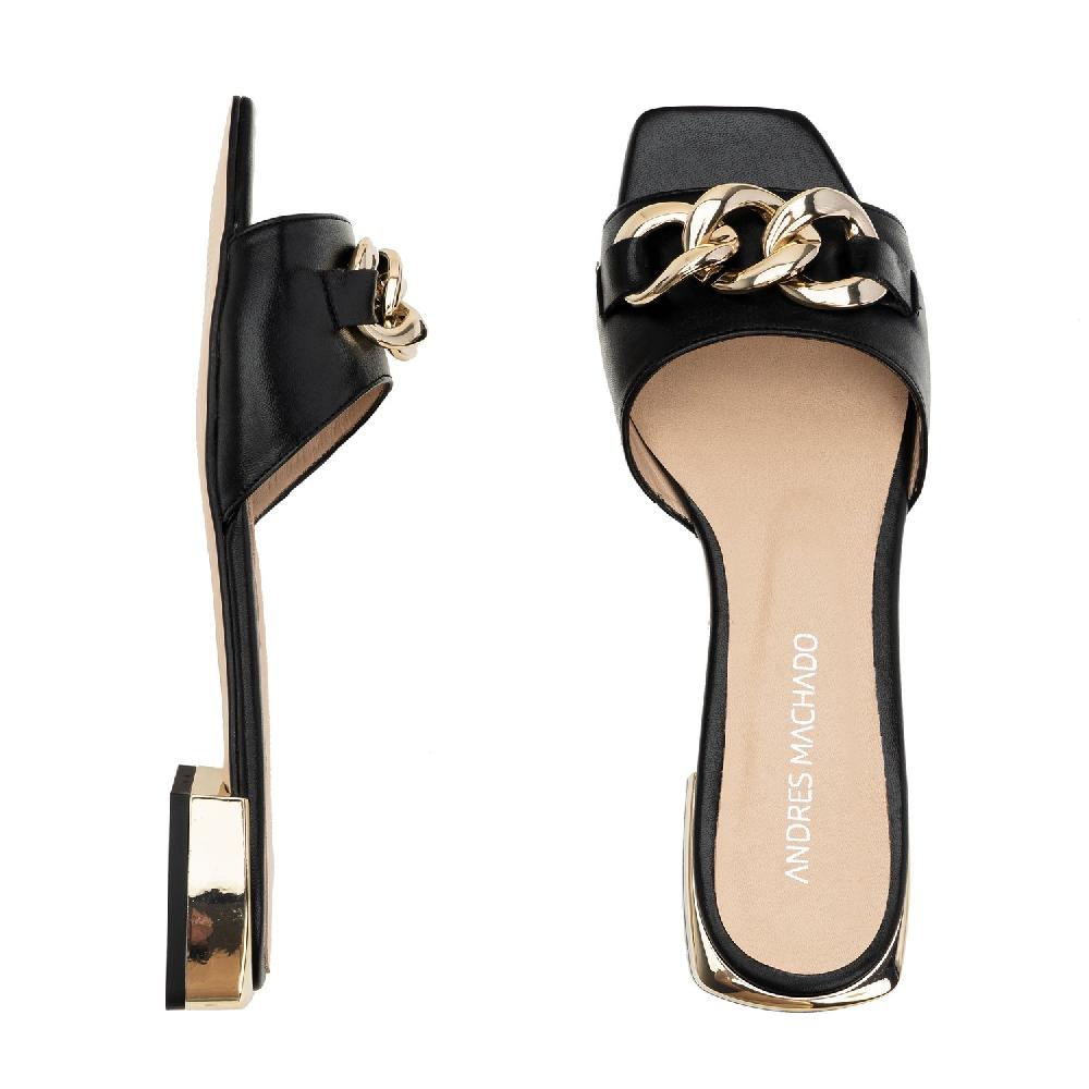 Andres Machado Sandalia Plana En Piel Negra Con Cadena