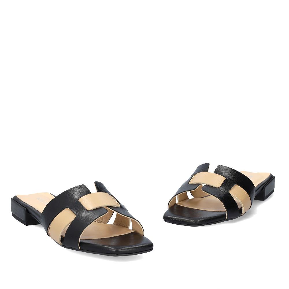Andres Machado Sandalia Plana En Piel Negro Y Beige