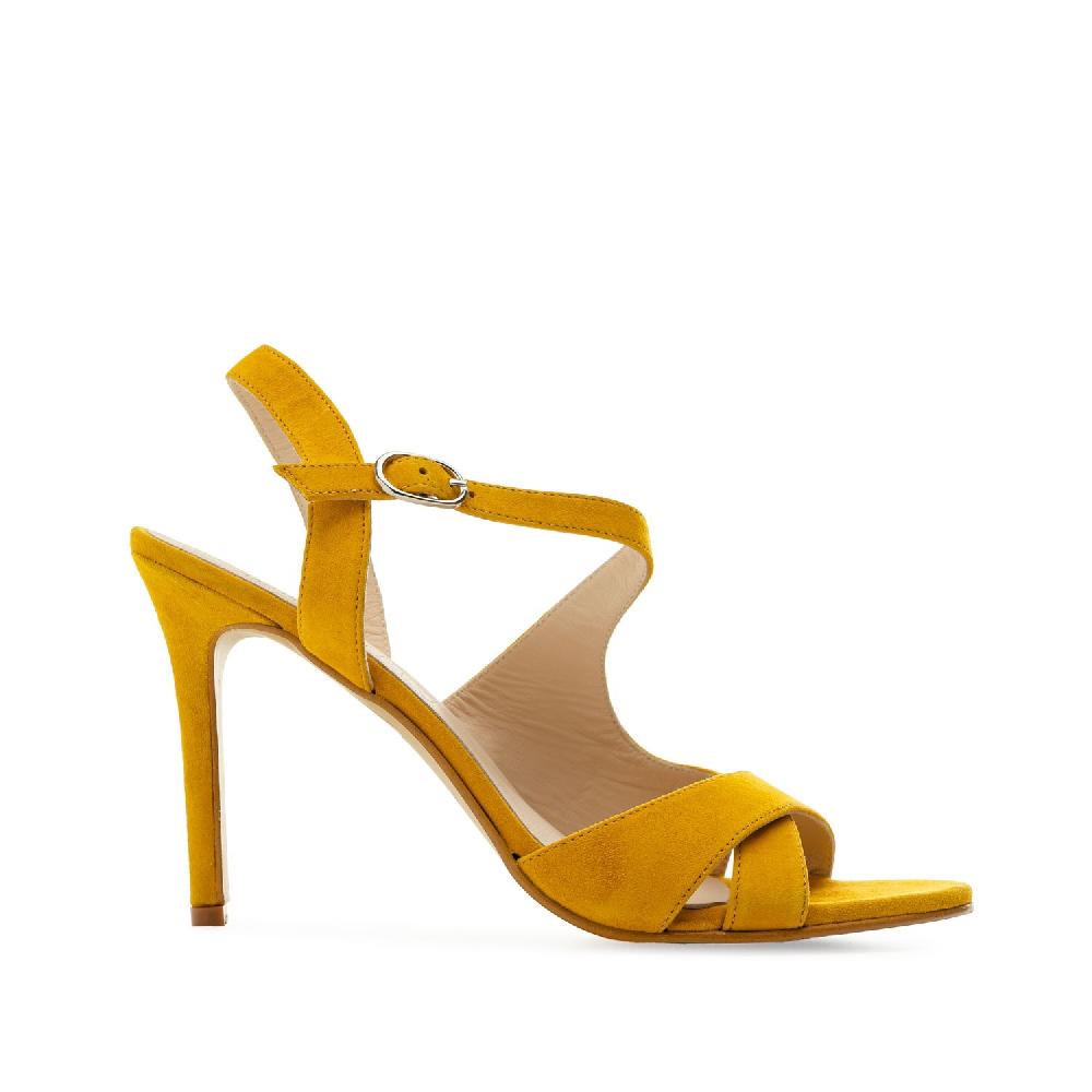 Andres Machado Sandalias Con Tacón En Ante De Color Mostaza