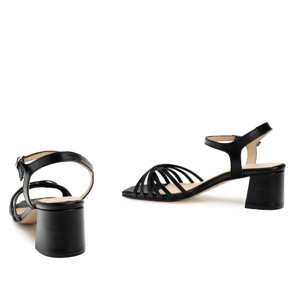 Andres Machado Sandalias De Tiras En Piel Lisa De Color Negro