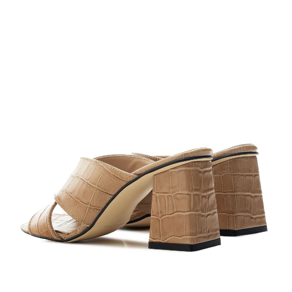 Andres Machado Sandalias En Piel Coco De Color Tierra