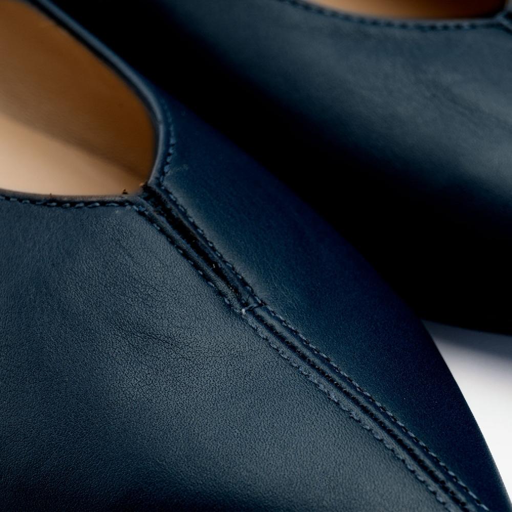 Andres Machado Zapato Plano En Punta De Piel Marino