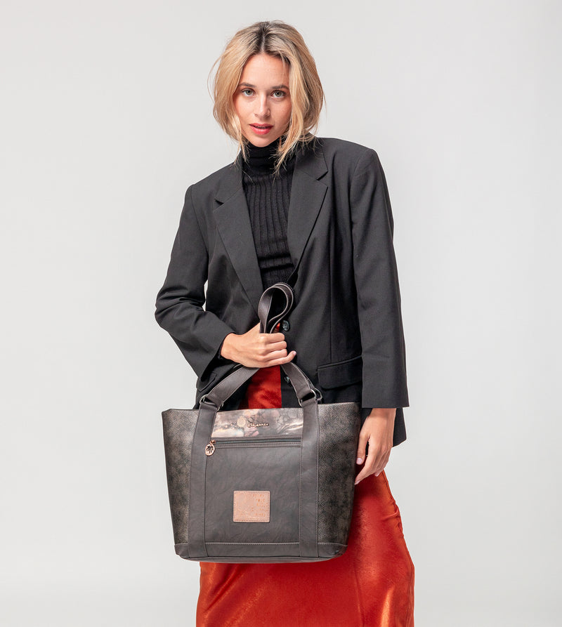 Anekke Land Medium Crossbody Bag