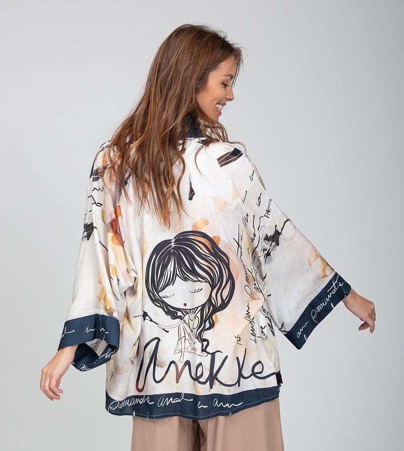 Anekke Short Kimono Memories