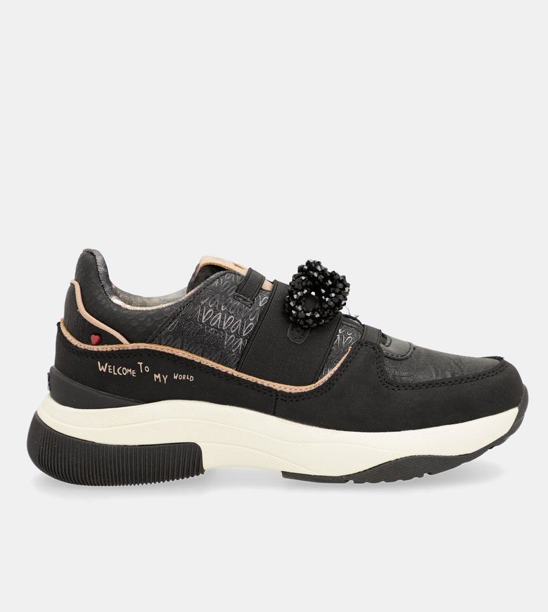 Anekke Sport black sneakers