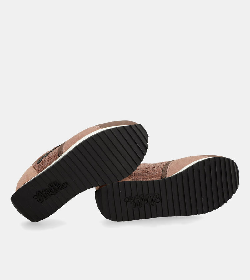 Anekke Travel Pink Sneakers