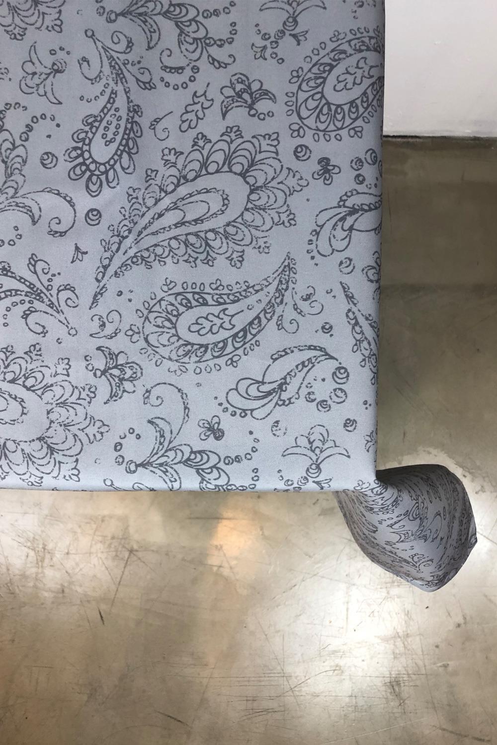 Antonio miro MANTEL PAISLEY