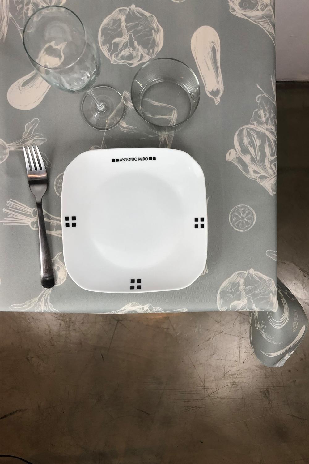 Antonio Miro MANTEL VEGGIE