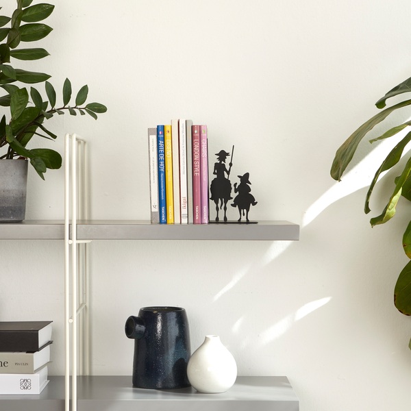 Balvi Balvi - Don Quijote Sujeta Libros De Metal. Inspirado En La Obra De Cervantes