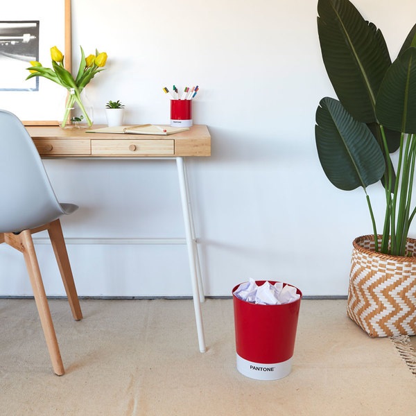 Balvi Papelera Pantone Rojo-27378