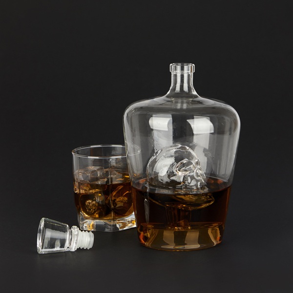 Balvi Balvi - Poison Botella Para Licor. Licorera De 1L De Capacidad. Contiene Una Calavera En Su Interior