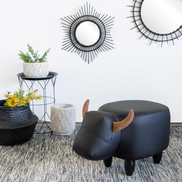 Balvi Balvi Taburete La Vache Color Negro Con Forma De Vaca Patas De Madera Polipiel/madera