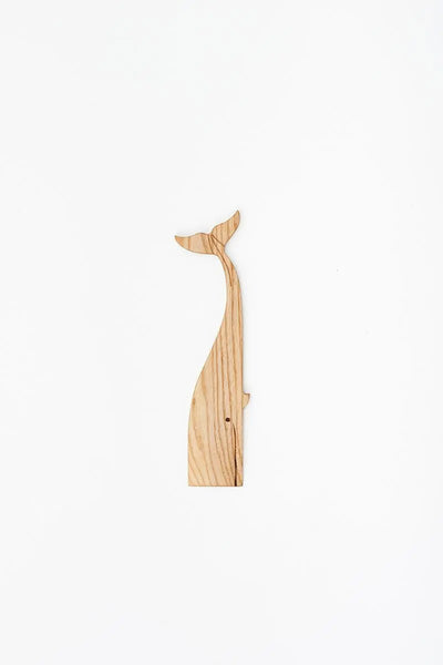 Batela Bandeja de bambú con forma de ballena. Ideal para aperitivos