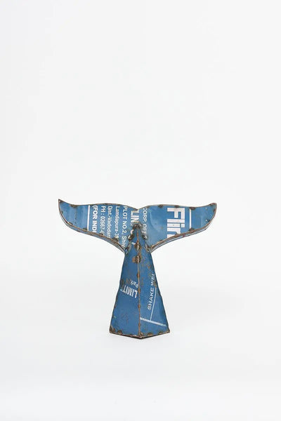 Batela Cola de ballena de metal reciclado 2 - Batela