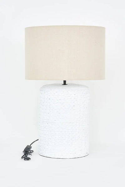 Batela Lámpara de Cemento Blanco y Lona. Iluminación elegante