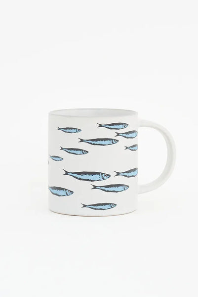 Batela Mug en Cerámica con Diseño de Banco de Peces