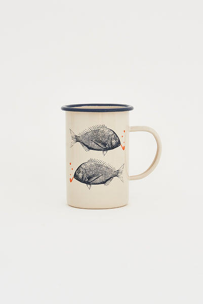 Batela Mug Largo en Metal Esmaltado con Diseño de Peces