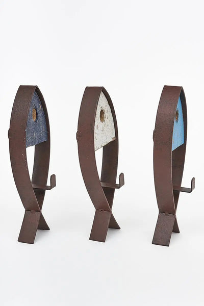 Batela Set de 3 percheros peces de madera y metal oxidado en varios colores
