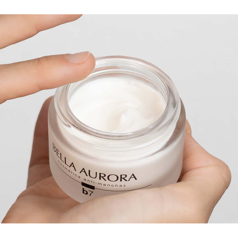Bella Aurora B7 Crema Antiedad Y Antimanchas Para Piel Mixta-grasa