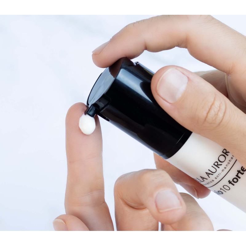 Bella Aurora Tratamiento Intensivo Para Piel Normal-Seca. Bio10 Forte + Noche