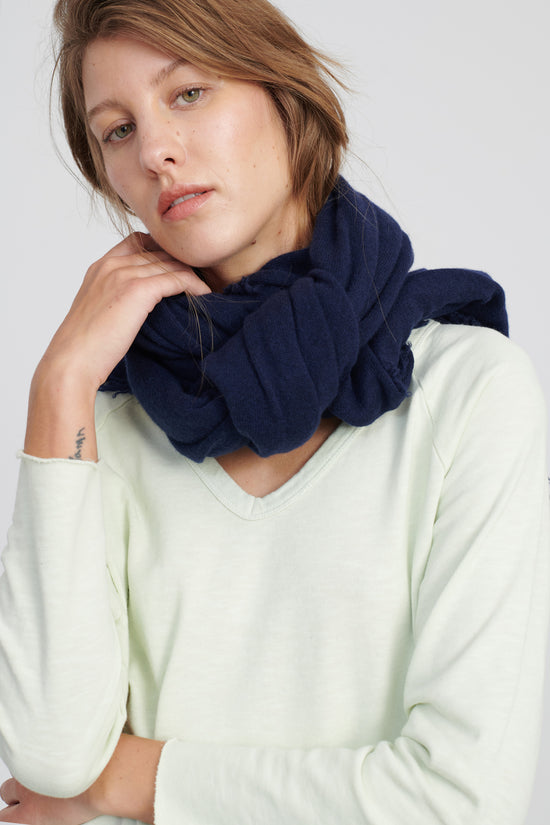 Bf Designed By Beatriz Furest FULAR APACHE