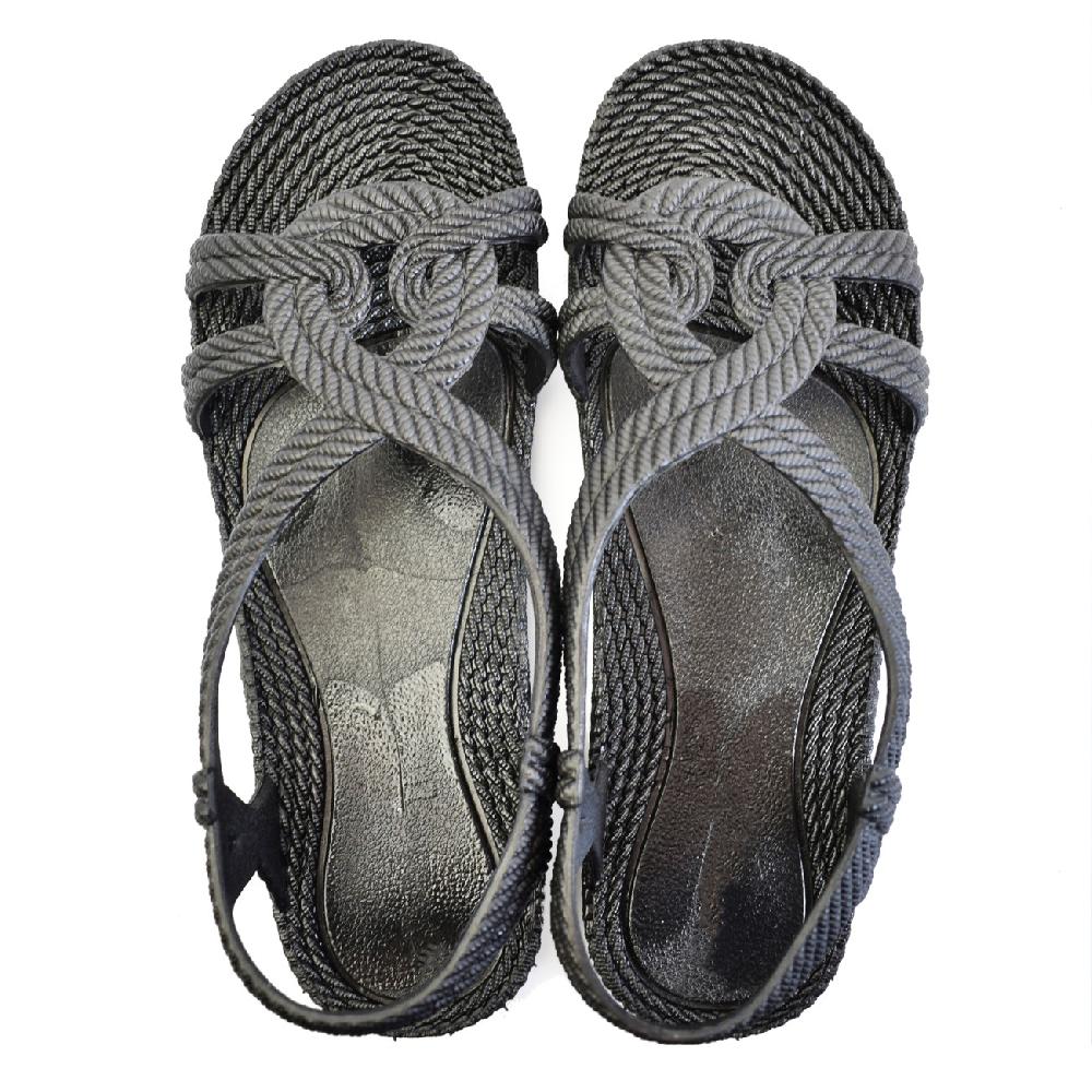 Brasileras Esmirna Negro