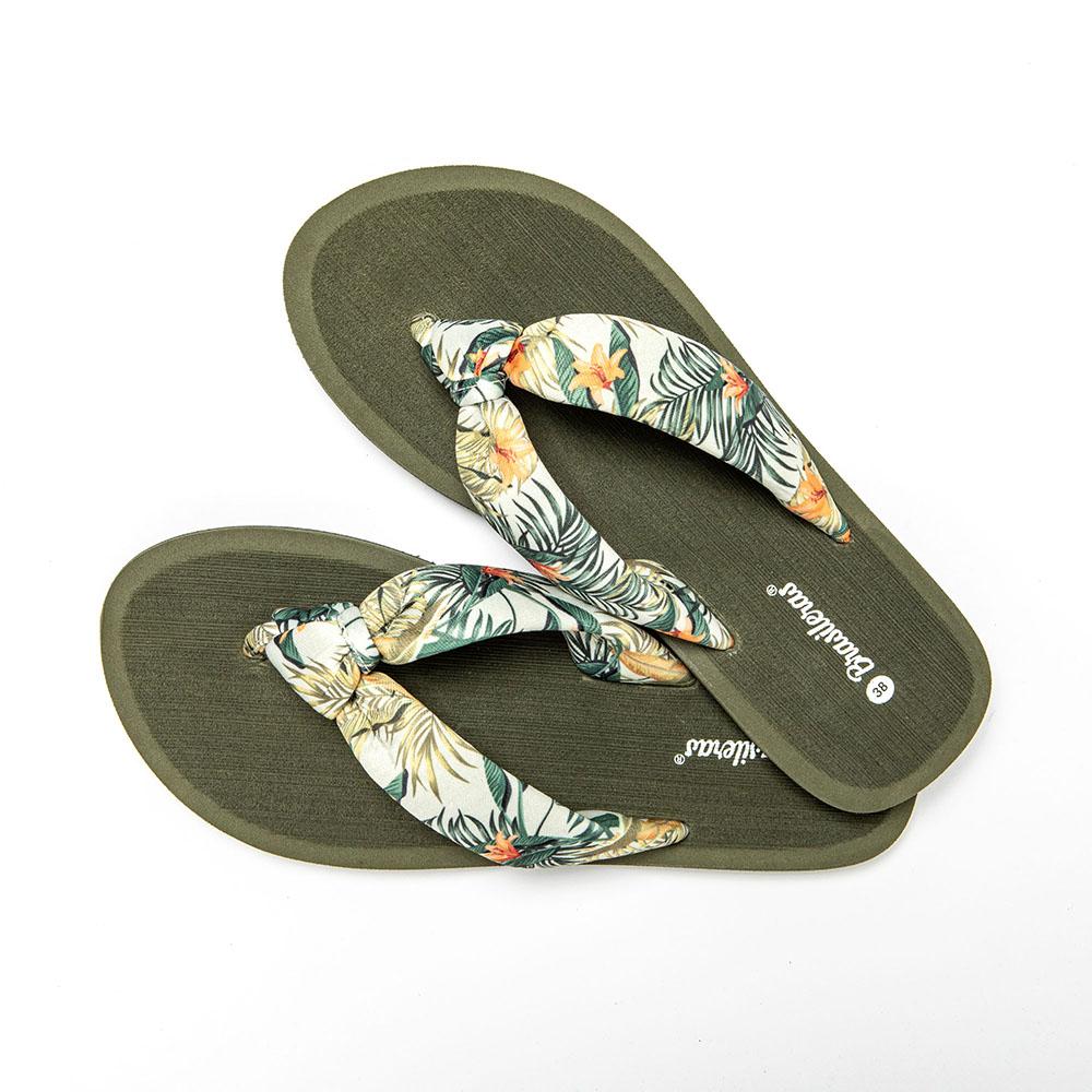 Brasileras Hibiscus Nudo