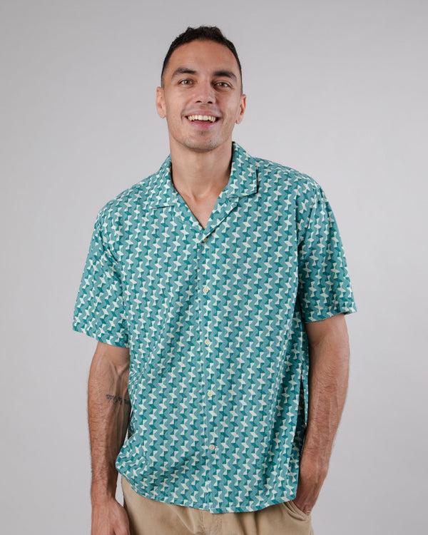 Brava Fabrics Aloha Tiles Azul