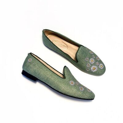 Calita Shoes ​LOAFERS OLIVE GREEN 603TX LINEN DAISIES. (​MINI DAISY LEFT HEEL​)